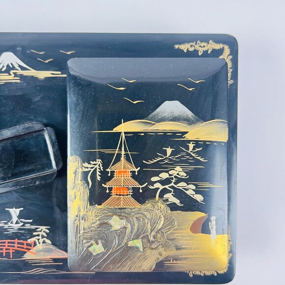 Vintage Aizu Japanese Lacquered Smoking Set With Lighter & Ashtray - Picture 4 of 9